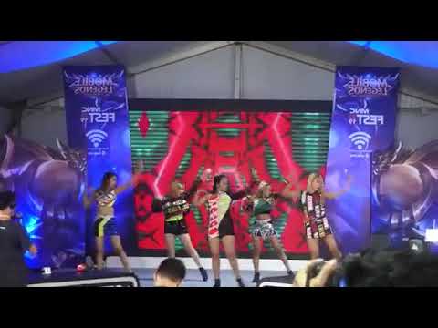 ITZY  Cherry mirrored cover