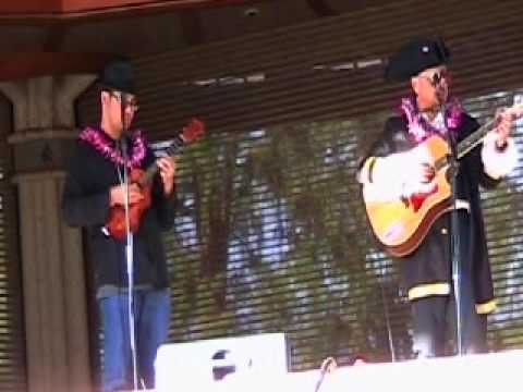 Dennis & David Kamakahi Oahu Slack Key Fest 2009 'Ulili E