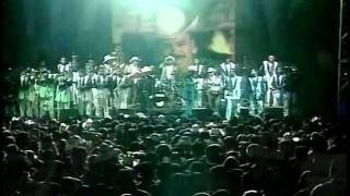 01 El Muchacho Alegre Lyrics English Translation