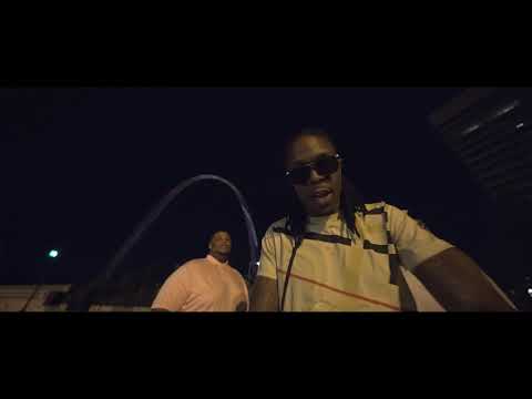 Re'd Up f/ Bizzle - Hood'Leone ( Official Music Video )