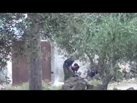 تمركز عناصر كتيبة شهداء عدوان في بلدة عين ذكر في ريف درعا