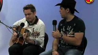 Fernando &amp; Sorocaba - Tô Passando Mal (ao vivo no UOL)