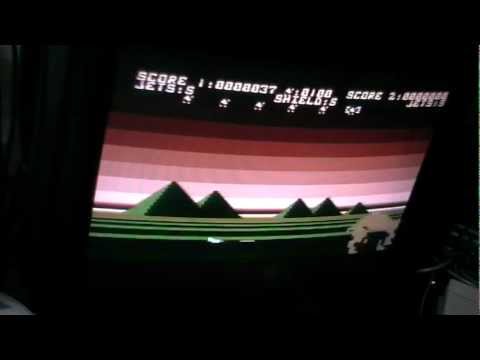 Let's Compare: Attack of the Mutant Camels - Atari 800XL vs. C64