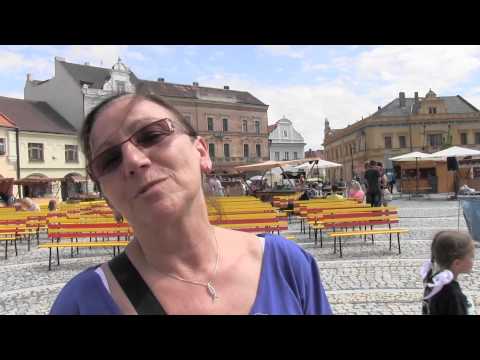 MĚLNÍK-XIV.ročník MĚLNICKÉHO VRKOČE:vedoucí souboru KYTICE MIlena PITTEROVÁ