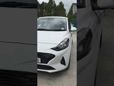 Hyundai i10 1.0 Deluxe Plus 5DR Manual - Image 2