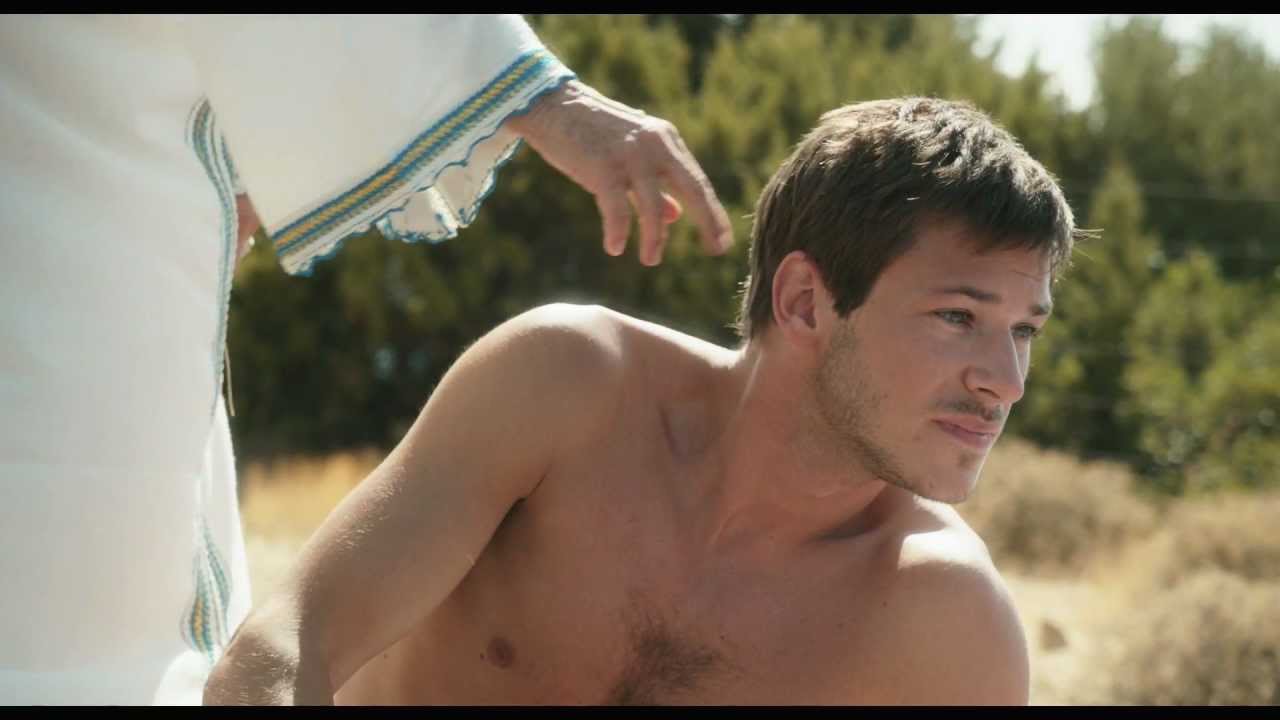 Miniature de la vidéo TU HONORERAS TA MERE ET TA MERE / TEASER - BALTHAZAR du film Tu honoreras ta mère et ta mère