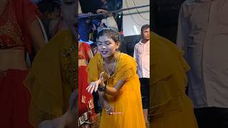 Download lagu De de pyar de de Dil Ka karar de de dj maya dance #dj #maya #dance mp3