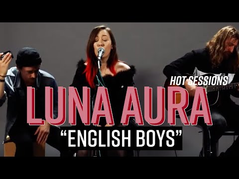 Hot Session: Luna Aura "English Boys" | Hot Topic