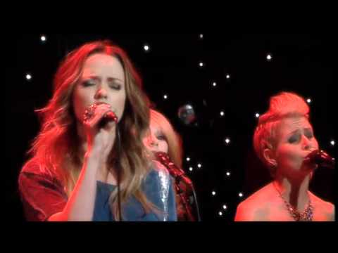 Anna Sahlene - The christmas (Live @ Nyhetsmorgon)