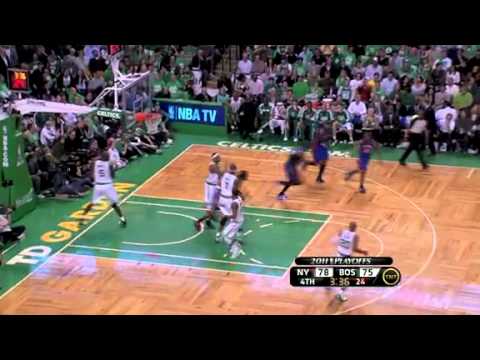 Amar'e Stoudemire's Amazing 360 Layup (04/17/2011) (Celtics vs. Knicks Game 1)
