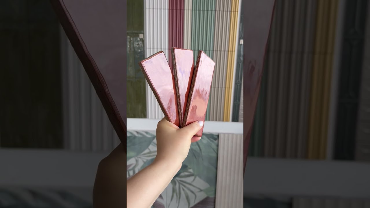 Błyszczące kafelki ścienne w kolorze rdzawego koralu - Estudio Matcha Coral