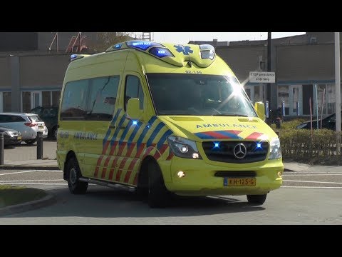 A1, 2x Otaris Ambulance 02-136 Sneek naar en van melding Kleinzand Sneek