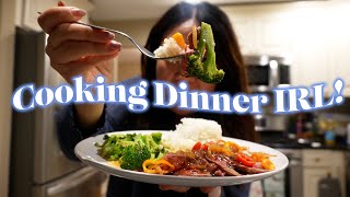 Make dinner with me (IRL)...a typical work from home day | Vlogmas 11 - Chef Julie Yoon