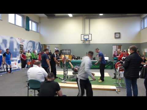 Bankdrücken 125 Kg
