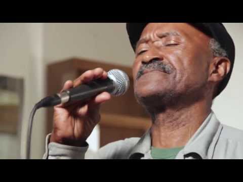 Kolombolo Apresenta: Toinho Melodia - Quando a Casa Cai