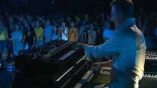 Jamiroquai - Butterfly (Live At Montreux 2003)