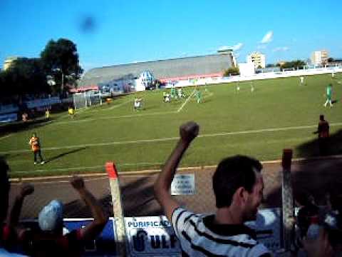 Gol do União de Fw contra o juventus de Santa Rosa