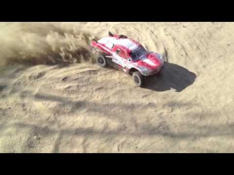 Team Durango DESC210 Official Running Video