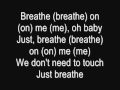 Britney Spears Breathe on me Lyrics 