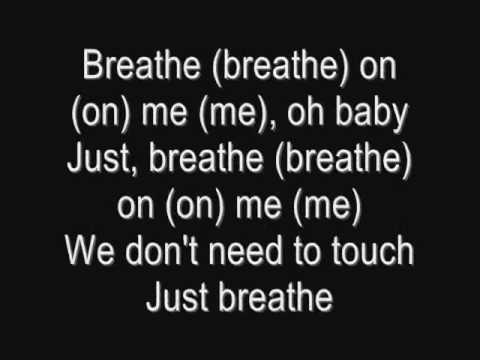 Britney Spears Breathe on me Lyrics