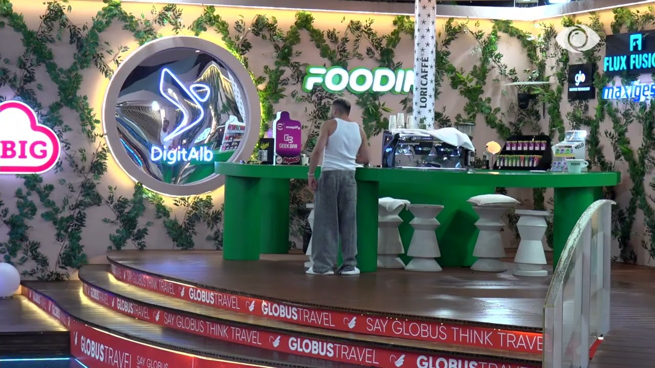 Ti po më bën filma…/ Gjesti qëndron vetëm në oborr pas debatit me Eglin