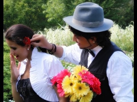 Assyrian Empire Dancers - Zabnanet Warde 2013