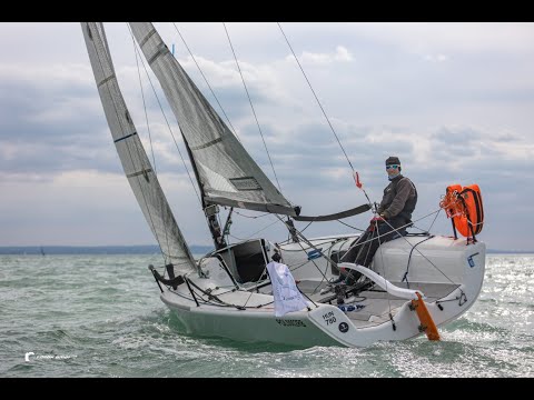 Egyszemélyes Balatonkerülő 2022 melges24 solo sailing