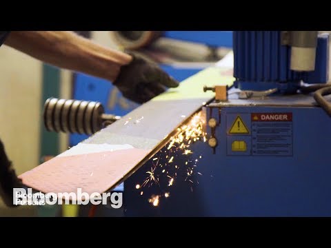 手作りのカスタムスキーはどのようにして作られるのか (How Hand-Built Custom Skis Are Made)