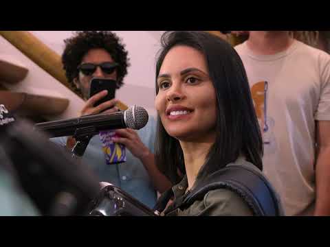 Targino Gondim - Espumas ao Vento (feat. Lara Amélia) - Targino na Farra