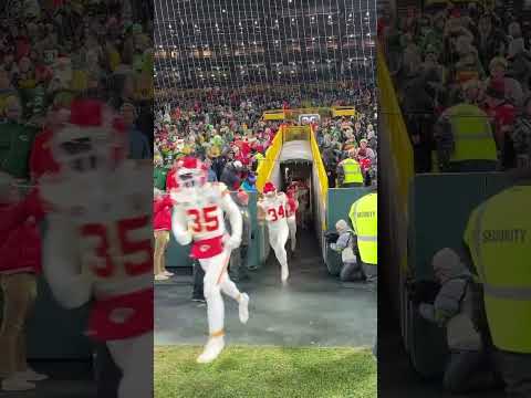 WHITE OUT 🥶 | Chiefs vs. Packers #chiefs #shorts...
