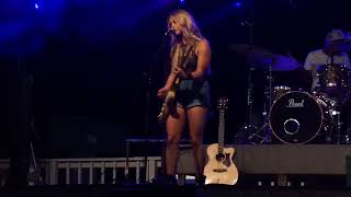Lindsay Ell “Waiting On The World To Change” John Mayer cover.  June 23, 2018