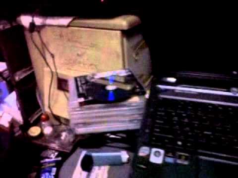 download lagu mp3 mp4 Hackers Lounge Chat Room, download lagu Hackers Lounge Chat Room gratis, unduh video klip Hackers Lounge Chat Room