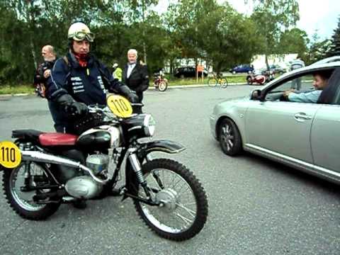 5. Pobershauer Oldtimertreffen 2011 - Start einer MZ 175 Geländesport - Teil 1