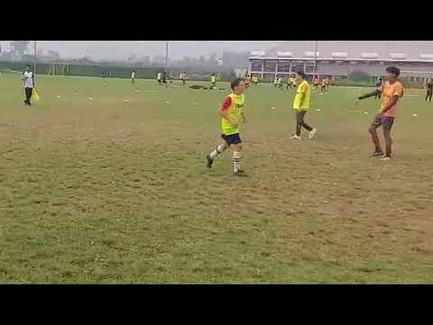 Golazo de Adriano  !!!