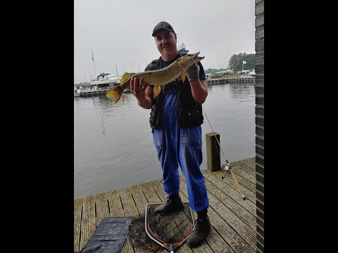 Wir wurden vom Top Hechtspot verjagd ! Kam die Polizei?