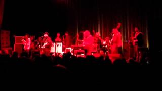 The Mavericks: (Waiting For) The World To End