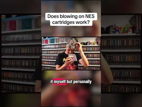 Does blowing on NES cartridges actually work? #nes #nintendo #videogames #gaming #retrogaming #80s