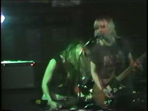 L7- Bernard's Pub, St. Louis Mo. 9/10/88 Grunge Xfer from VHSC Master!