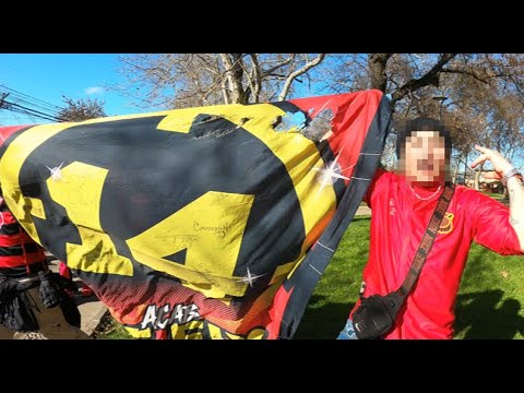 "Rangers de Talca - Rangerinos protestando ante la mala administración de Felipe Muñoz" Barra: Los Rojinegros &bull; Club: Rangers de Talca