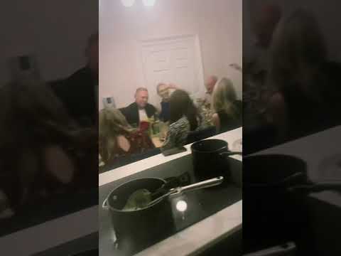 byM&ouml;lly video.