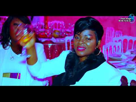 Integralité de la soirée Angels Wears White avec Nadia Full Option