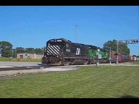 702 at Marquette Ave.