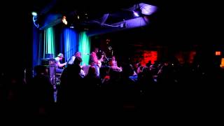 Handsome Jack Leave it all behind Live @ fete do what comes naturally