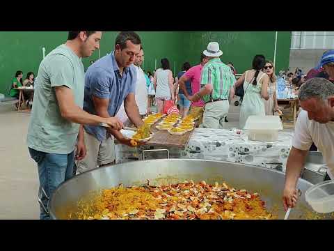 Comida popular en Villar de Peralonso para despedir las fiestas de San Pedro