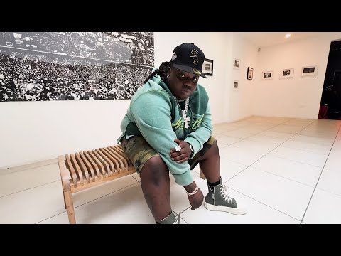 Barry Jhay -  Lonely (Official Video)