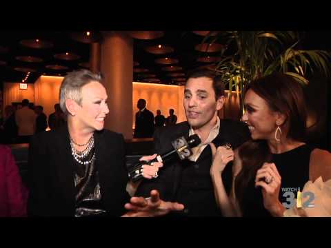 download lagu mp3 mp4 Giuliana Rancic Restaurant, download lagu Giuliana Rancic Restaurant gratis, unduh video klip Giuliana Rancic Restaurant