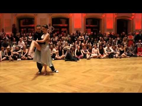  Juana Sepulveda  and  Mariano Frumboli  are  dancing  to  the  tango  "  Pata Ancha  "  by  Osvaldo Pugliese  at  TangoAmadeus  in  2015