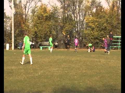 Fragmenty meczu Victoria Gnojno - Mikrus Szadłowice 1:0