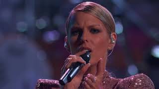The Voice 2017 Emily Luther   The Playoffs  'Lovesong'