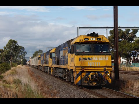 Pacific National and SCT freight in Western Melbourne - 12/03/23